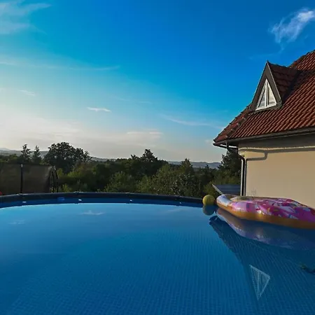 Villa Mira