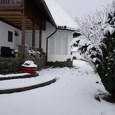 Mira Villa